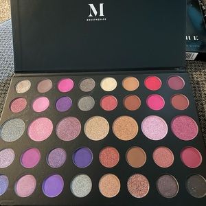 Morphe’s 39s Such a Gem eyeshadow palette